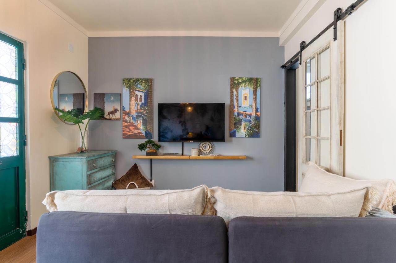 Arty Vintage Townhouse With Rooftop Shower & Sun Loungers Olhão Eksteriør billede