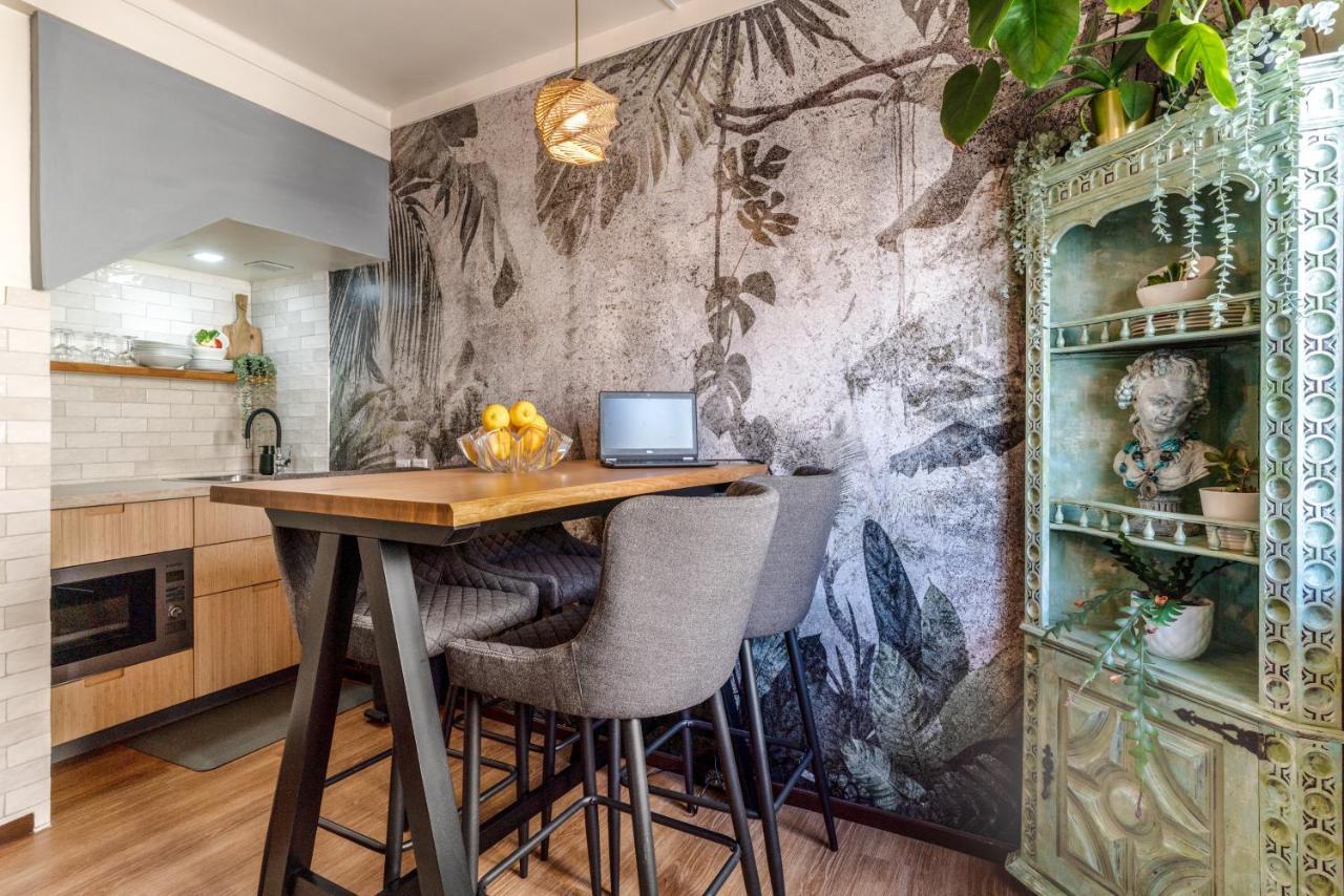 Arty Vintage Townhouse With Rooftop Shower & Sun Loungers Olhão Eksteriør billede
