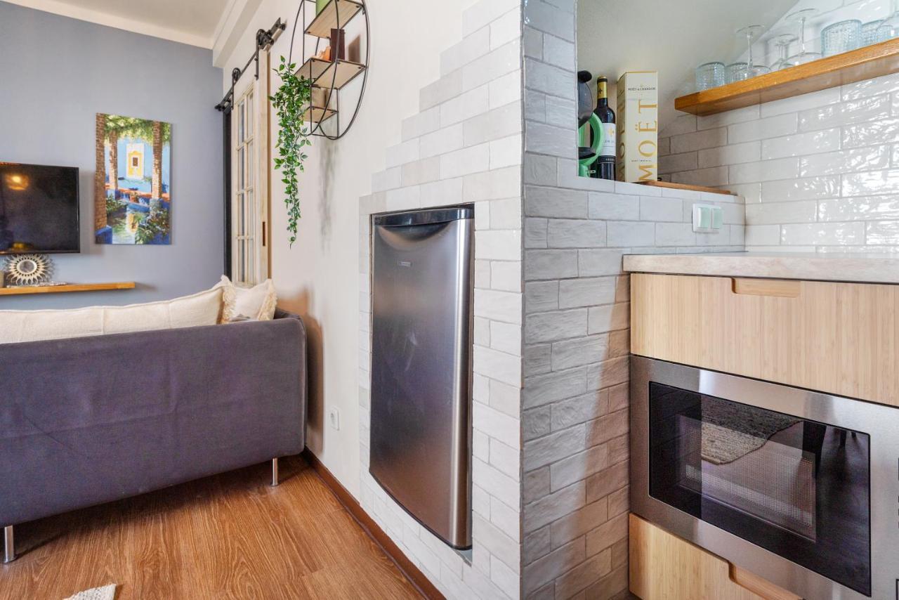 Arty Vintage Townhouse With Rooftop Shower & Sun Loungers Olhão Eksteriør billede