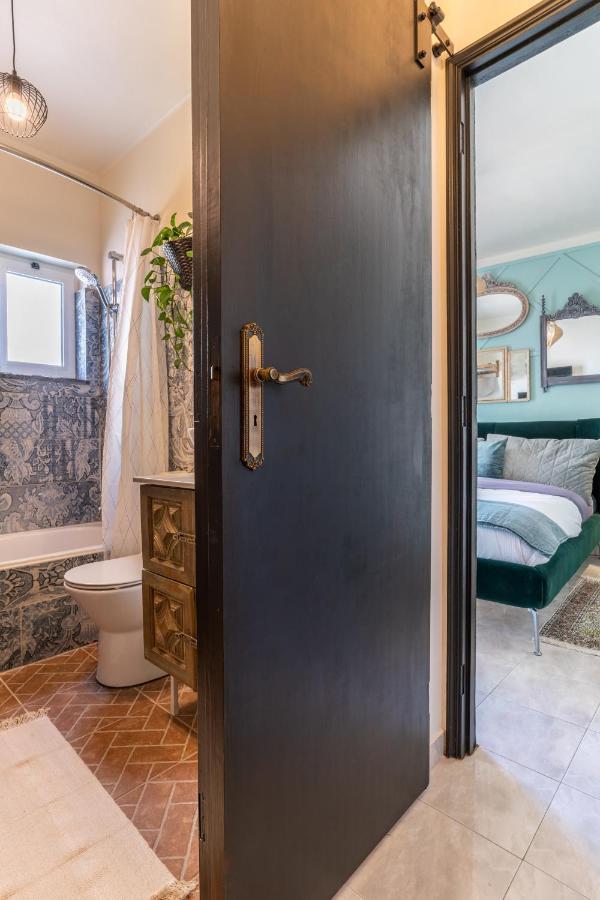 Arty Vintage Townhouse With Rooftop Shower & Sun Loungers Olhão Eksteriør billede