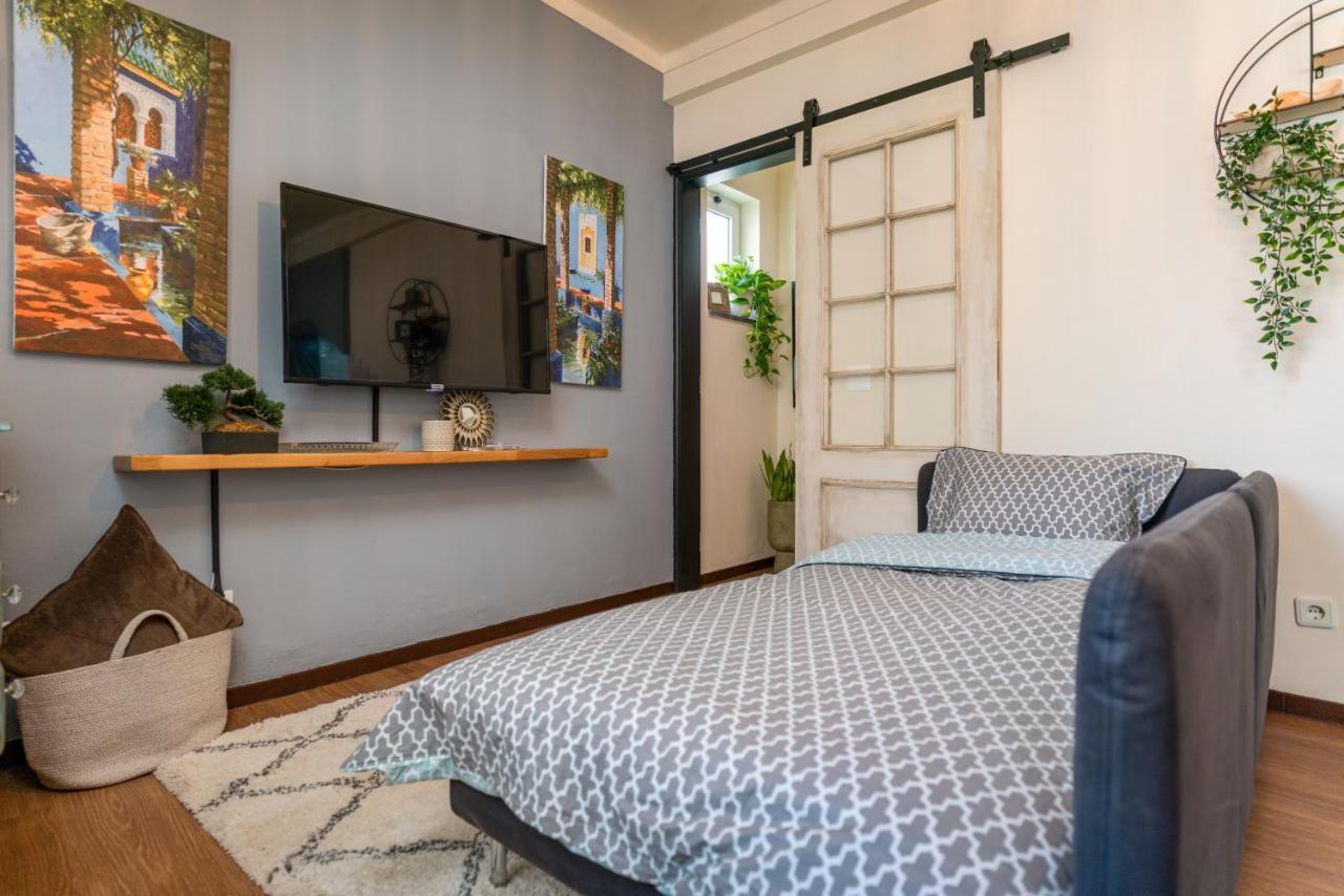 Arty Vintage Townhouse With Rooftop Shower & Sun Loungers Olhão Eksteriør billede